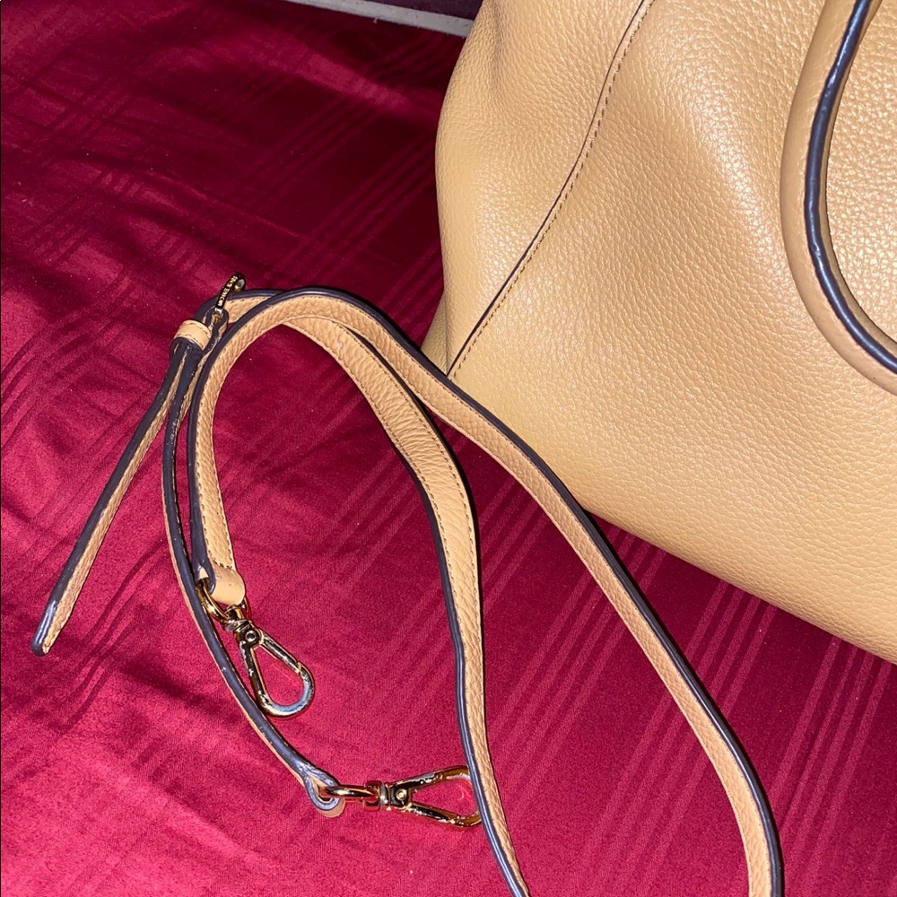 Michael Kors Riley Satchel - Picture 2 of 4
